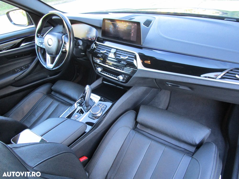 BMW Seria 5 530e xDrive Aut. Luxury Line - 26