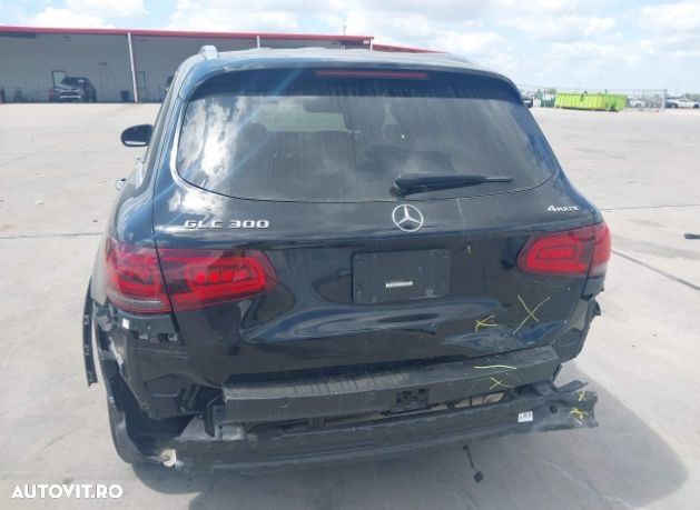 Mercedes-Benz GLC 300 4MATIC 9G-TRONIC - 15
