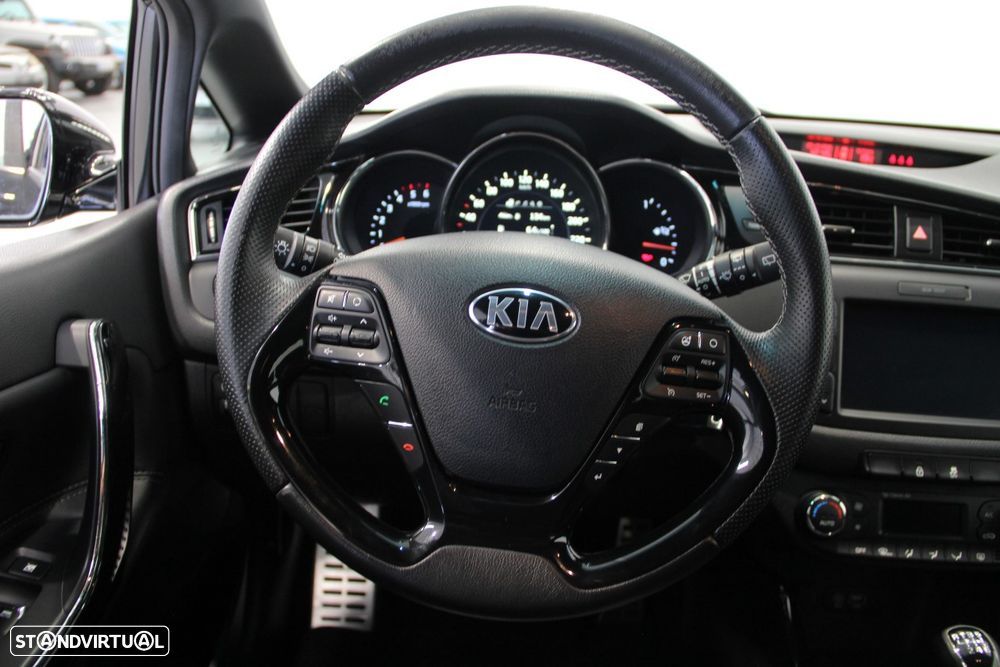 Kia Ceed 1.6 CRDi GT Line - 10
