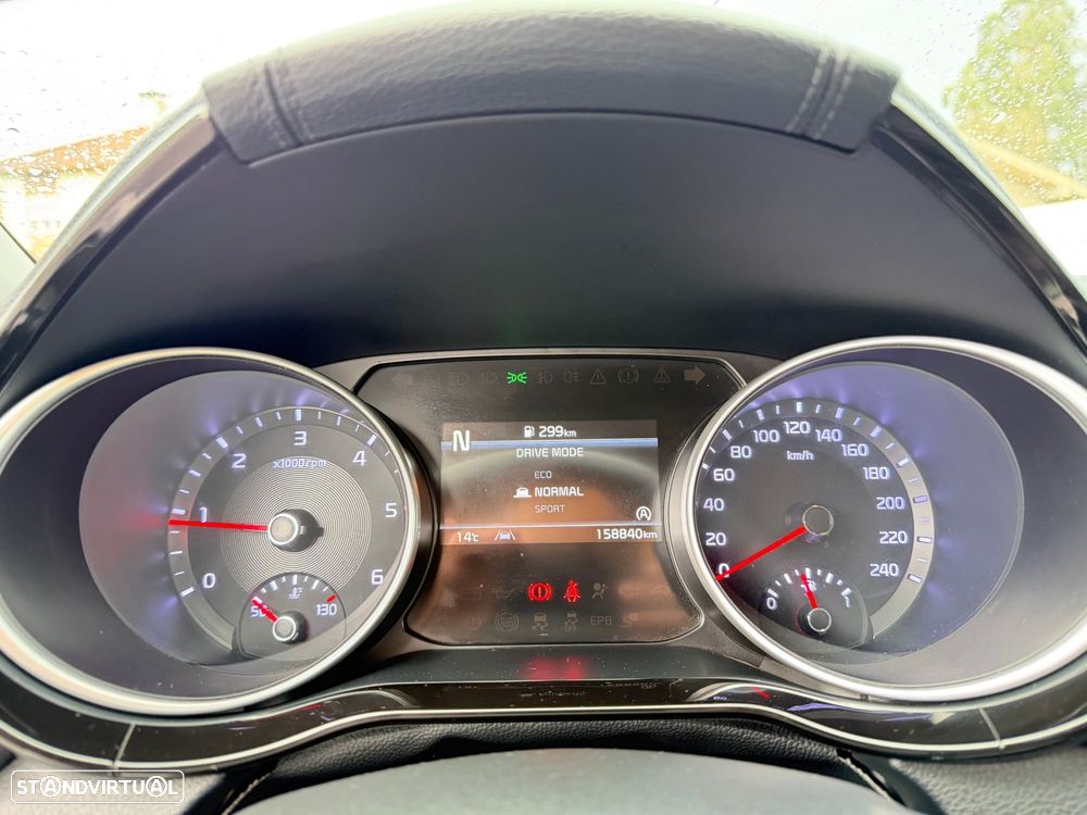 Kia Ceed SW 1.6 CRDi MHEV Dynamic - 19