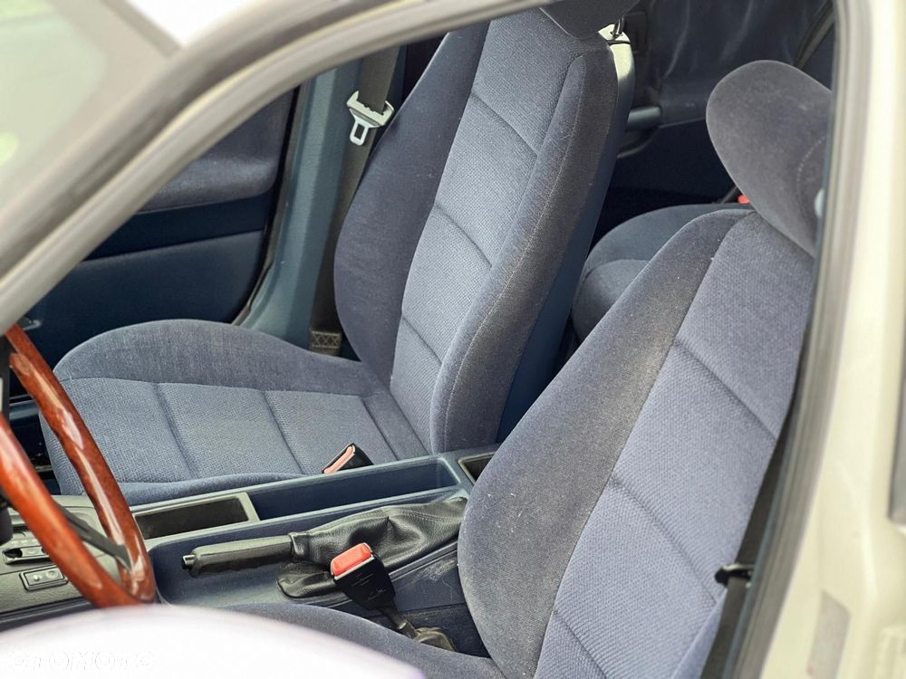BMW Seria 3 - 23