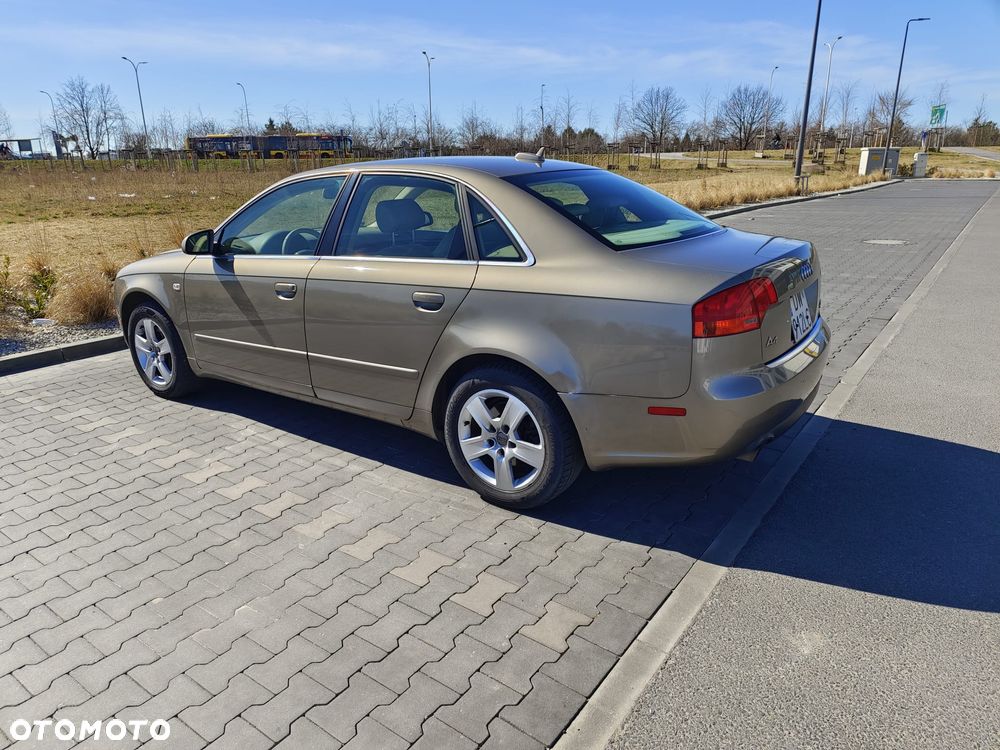 Audi A4 Limousine 2.0 T FSI multitronic - 8