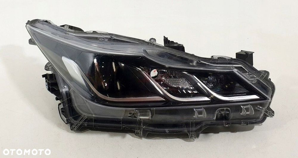 Toyota Corolla E21 Reflektor Prawy 81110-02t31-00 - 1