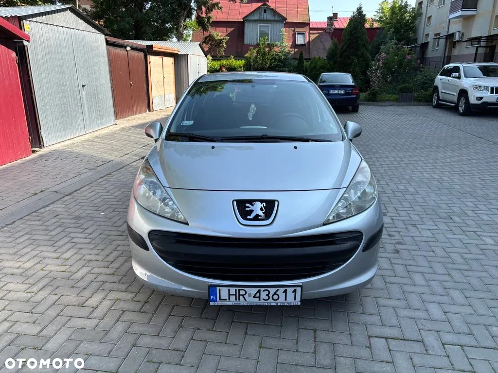 Peugeot 207 - 7