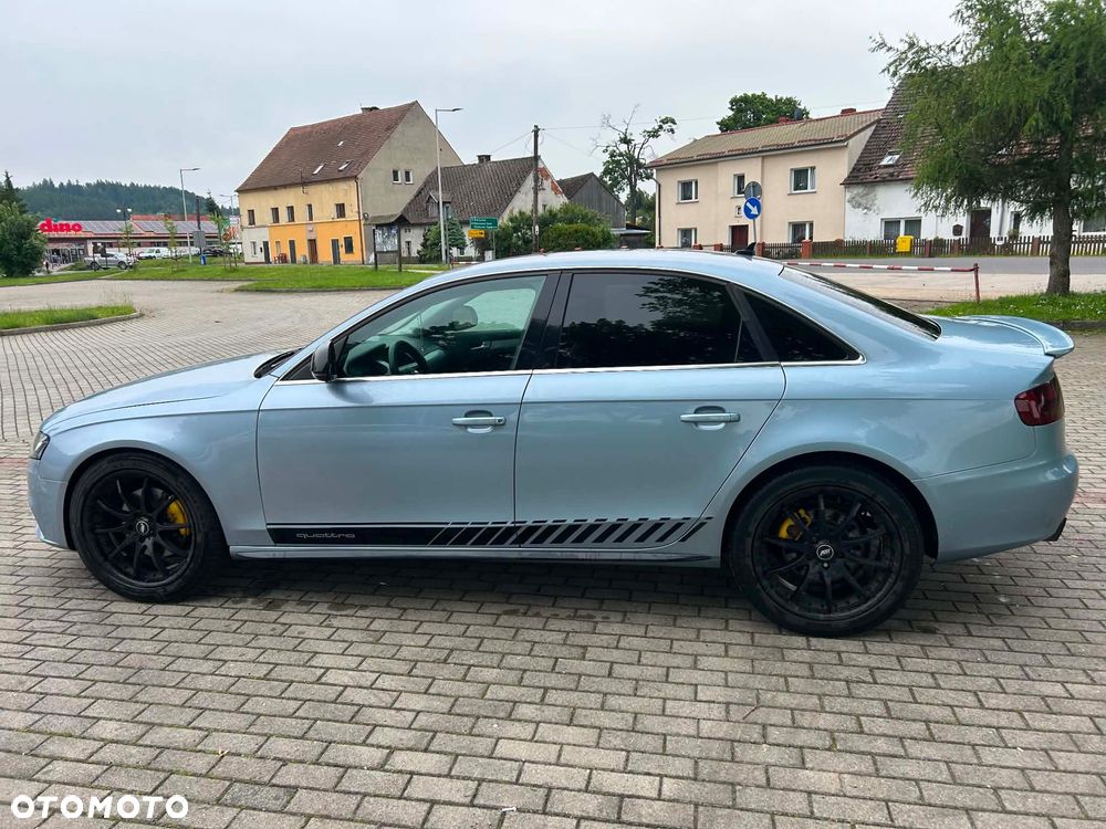 Audi A4 Limousine - 3