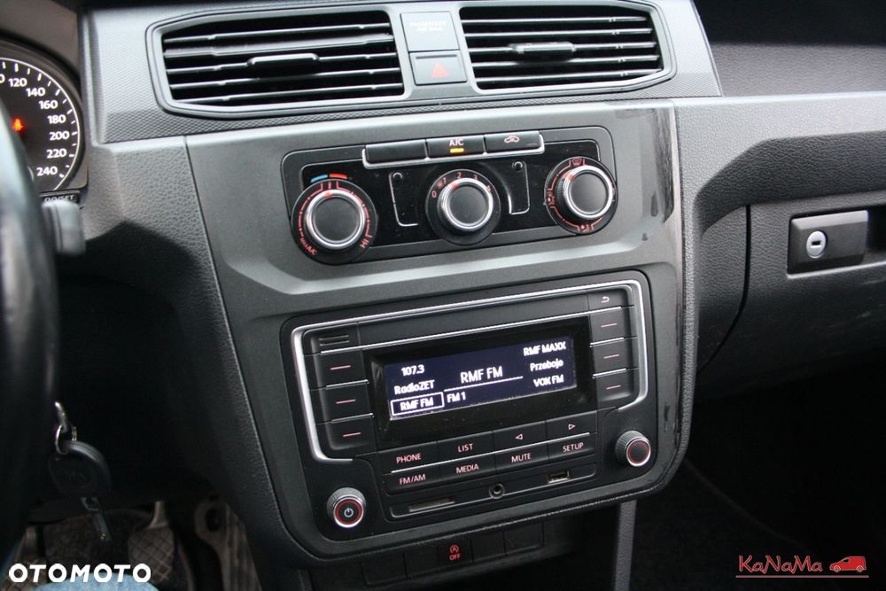 Volkswagen Caddy - 29