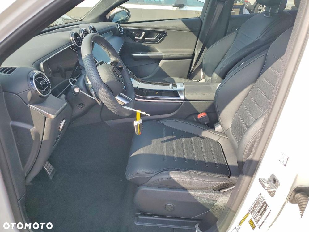 Mercedes-Benz GLC 300 mHEV 4-Matic AMG Line - 9