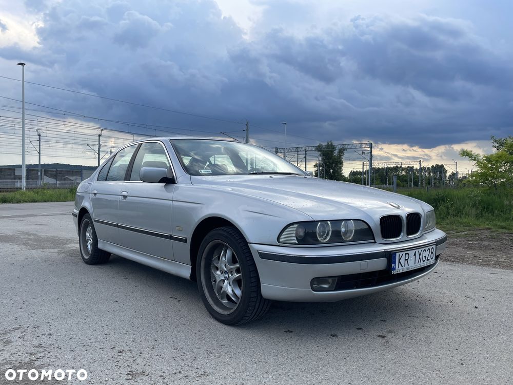 BMW Seria 5 - 1
