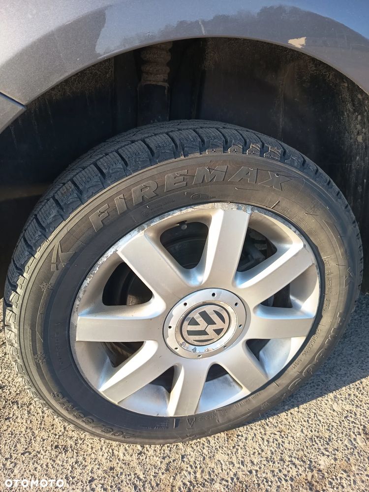 Volkswagen Touran 1.6 - 11