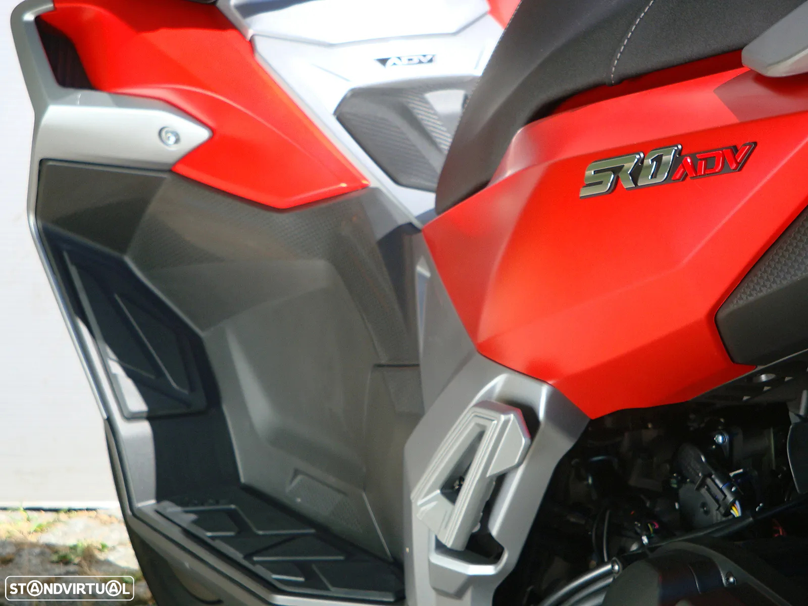 Voge SR1 ADV 125 - 16