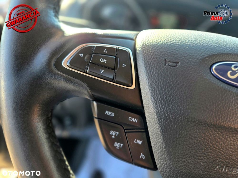 Ford Focus 1.0 EcoBoost Titanium Design - 19