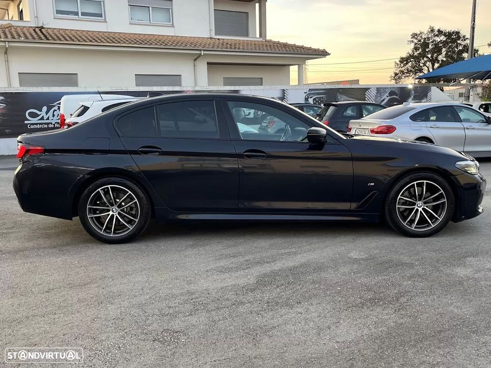BMW 520 d Pack Desportivo M Auto - 4