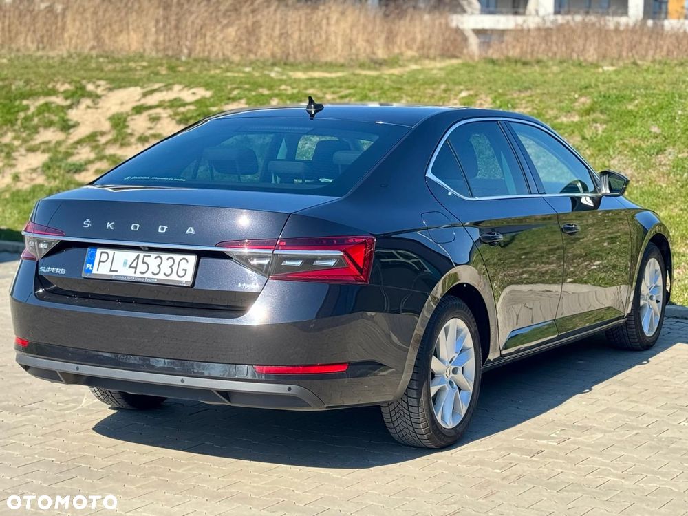 Skoda Superb 2.0 TDI SCR 4x4 Style DSG - 5