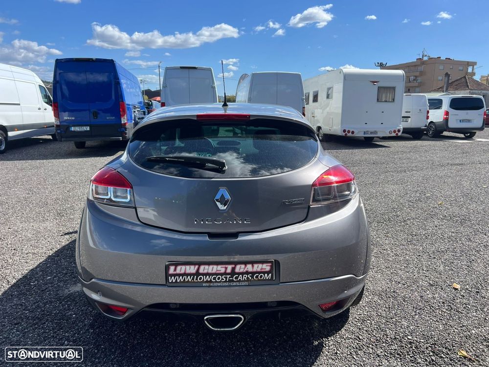Renault Mégane Coupe 2.0 T 16V RS - 11