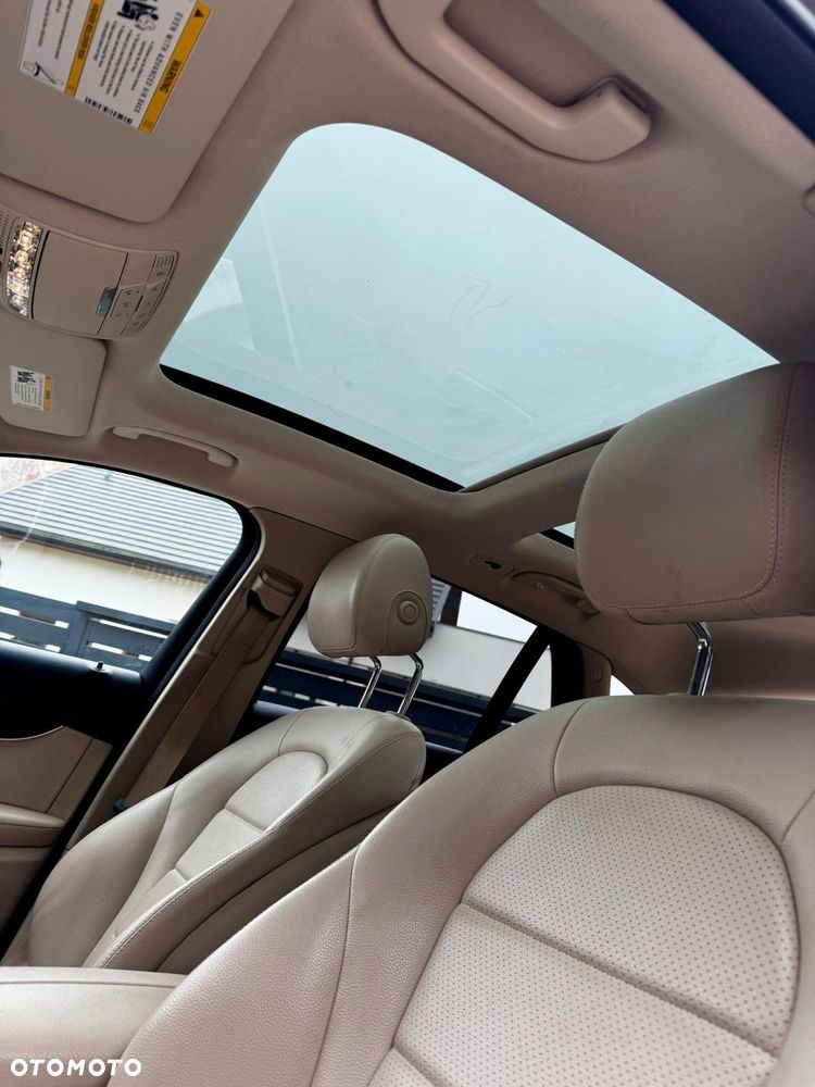 Mercedes-Benz GLC 300 4Matic 9G-TRONIC - 10