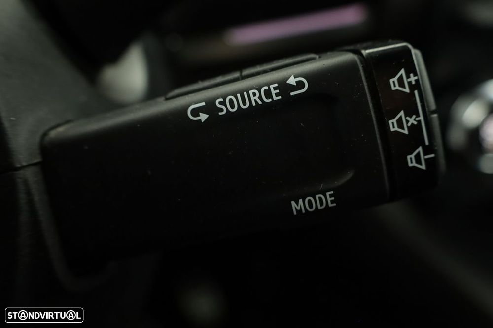 Renault Arkana 1.6 E-Tech R.S.Line - 19