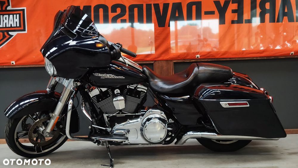 Harley-Davidson Touring Street Glide - 7