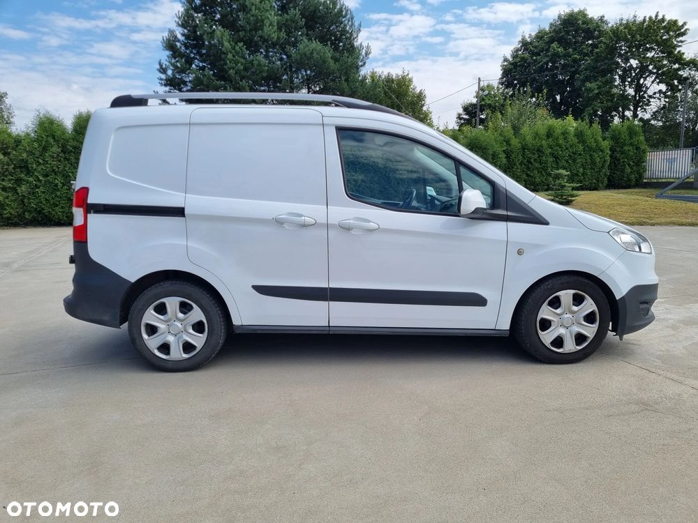 Ford Transit Courier - 1