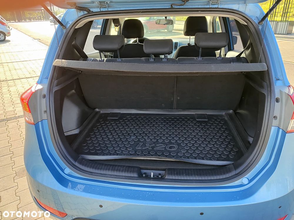Hyundai ix20 1.4 Comfort blue - 10