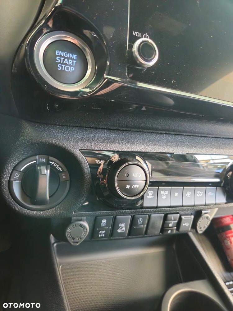 Toyota Hilux 2.8 D-4D Double Cab Invincible 4x4 - 19