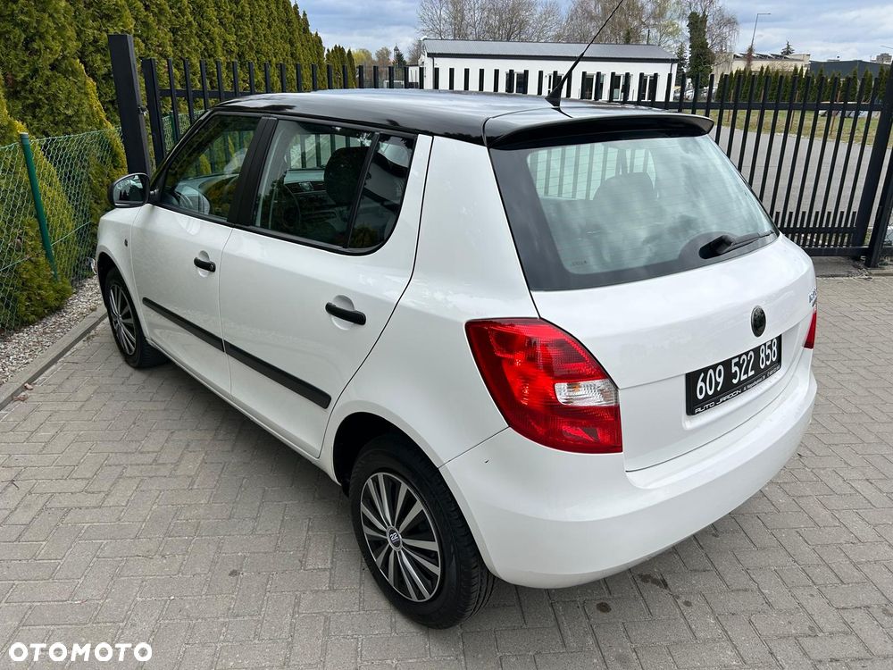 Skoda Fabia 1.2 HTP STYLE EDITION - 7