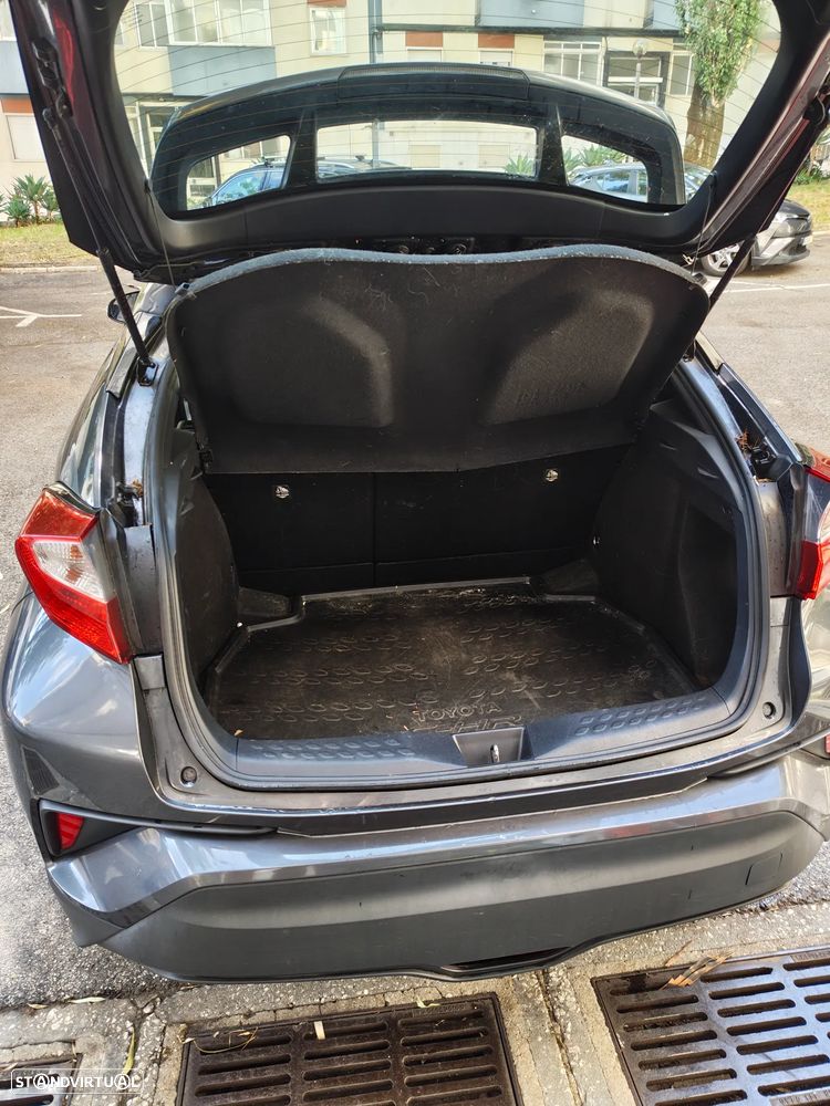 Toyota C-HR - 7