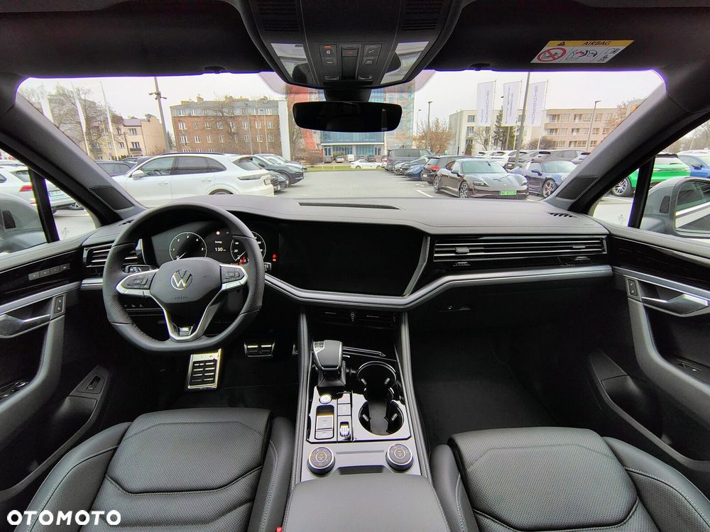 Volkswagen Touareg - 33