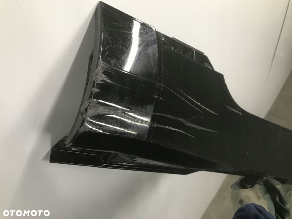 Nakładka progu VW Arteon 17r.- prawa listwa próg zewnętrzny 3G8853858 - 2