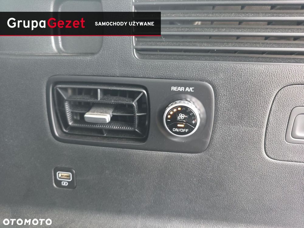 Kia Sorento - 36