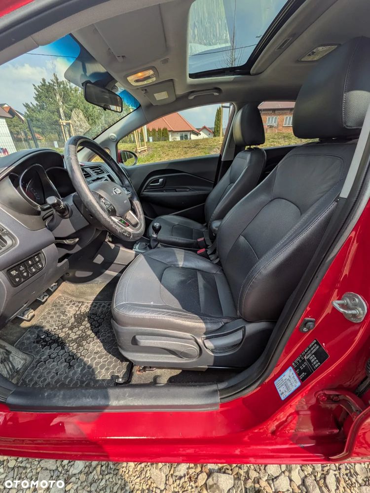 Kia Rio - 13