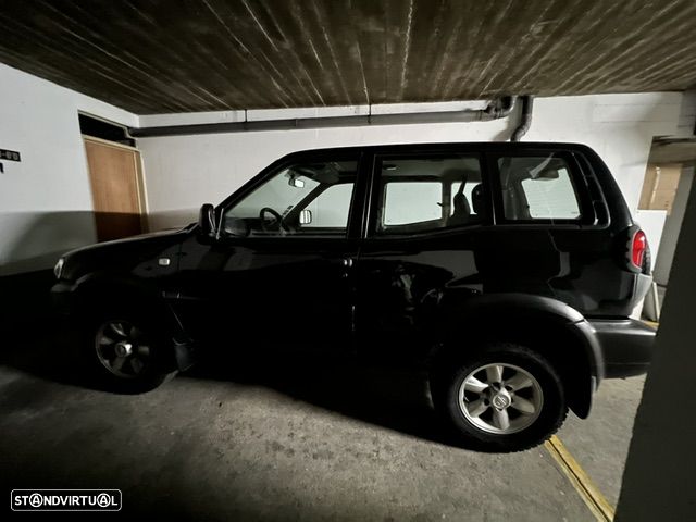 Nissan Terrano II 2.7 TD Comfort - 2