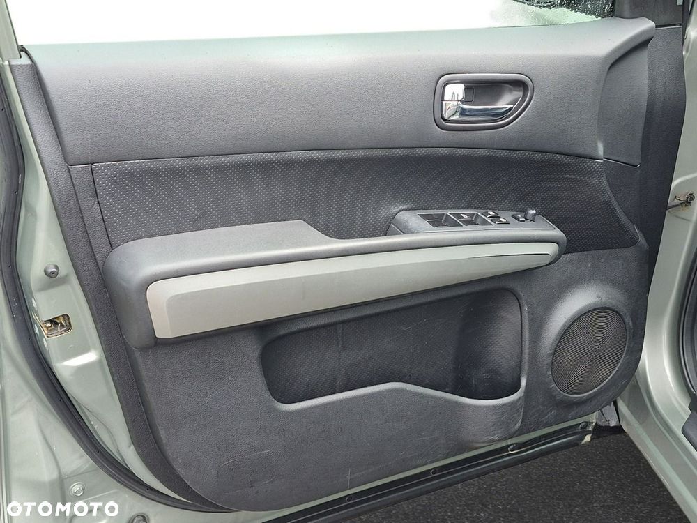 Nissan X-Trail - 16
