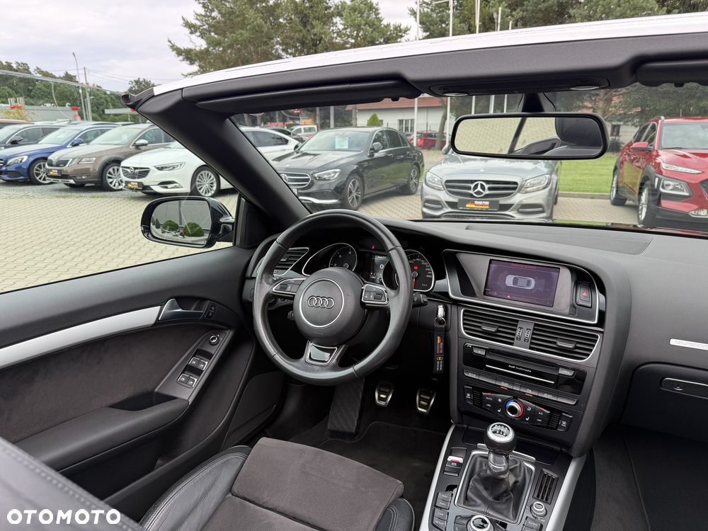 Audi A5 Cabrio 2.0 TDI DPF (clean diesel) quattro - 17