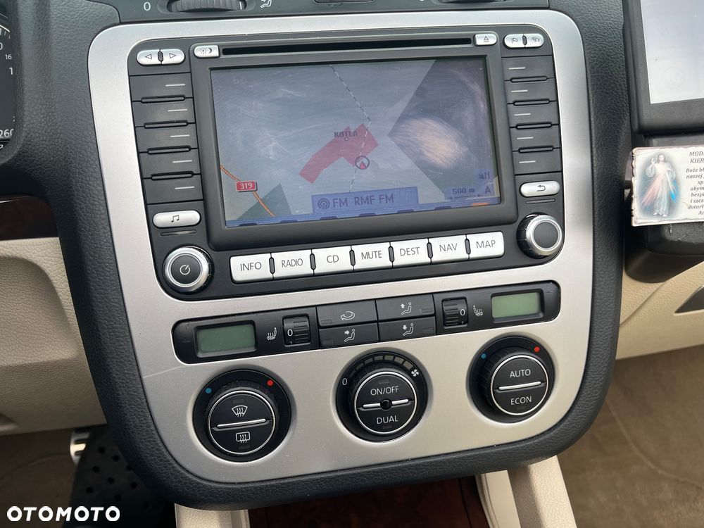 Volkswagen Eos 3.2 V6 DSG Individual - 26