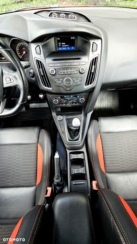 Ford Focus 2.0 TDCi ST - 33