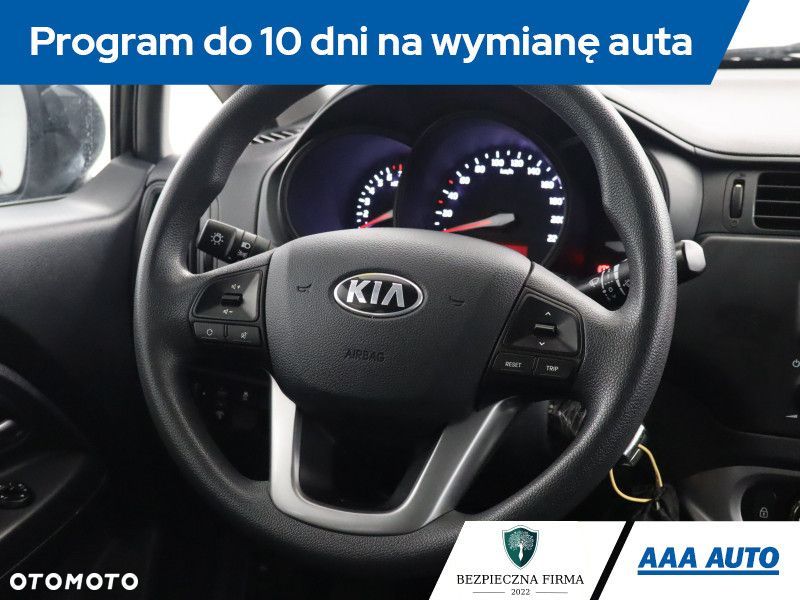 Kia Rio - 20
