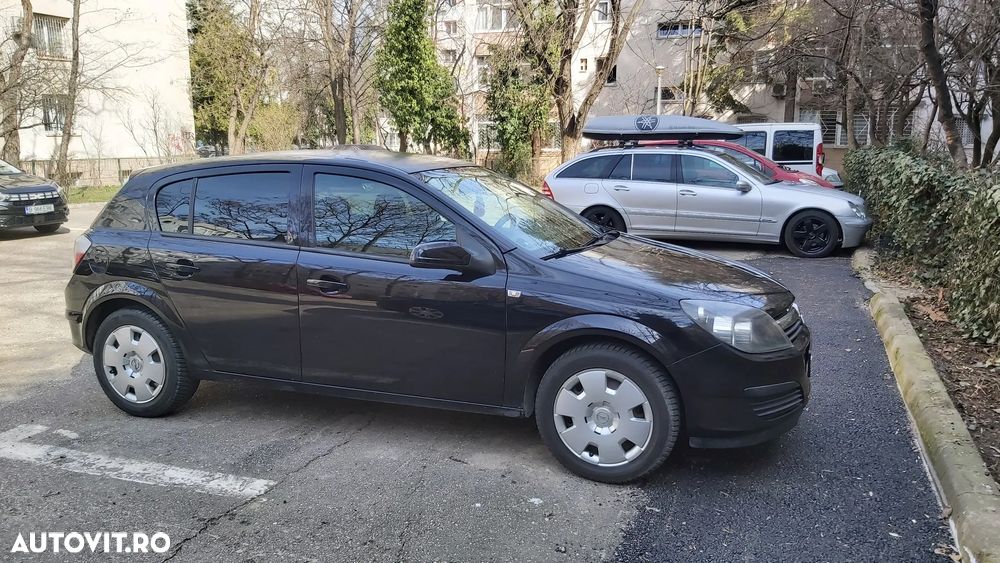 Opel Astra 1.4i Cosmo - 3
