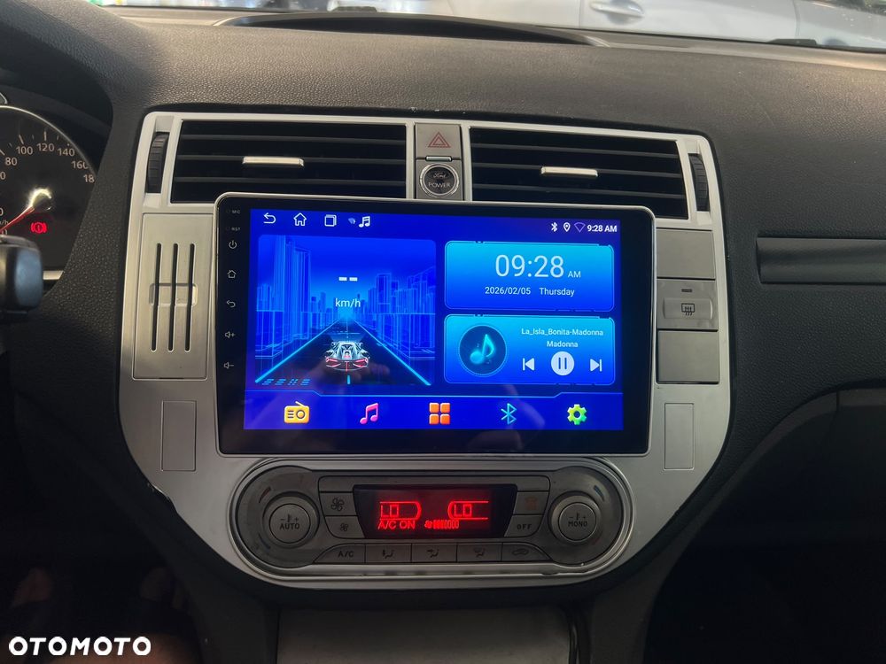 Ford Kuga 2.0 TDCi 4x4 Titanium - 19
