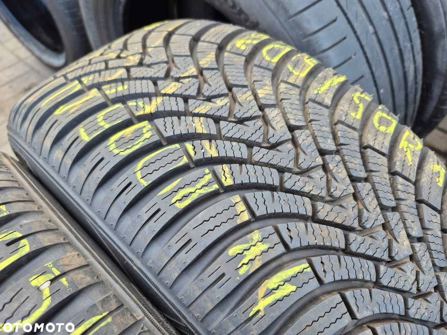 FALKEN EUROWINTER HS01 205/50R17 93V 4X - 5