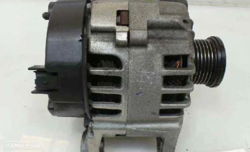 Alternador Renault Trafic Opel Vivaro Nissan Interstar 1.9Dci - 1