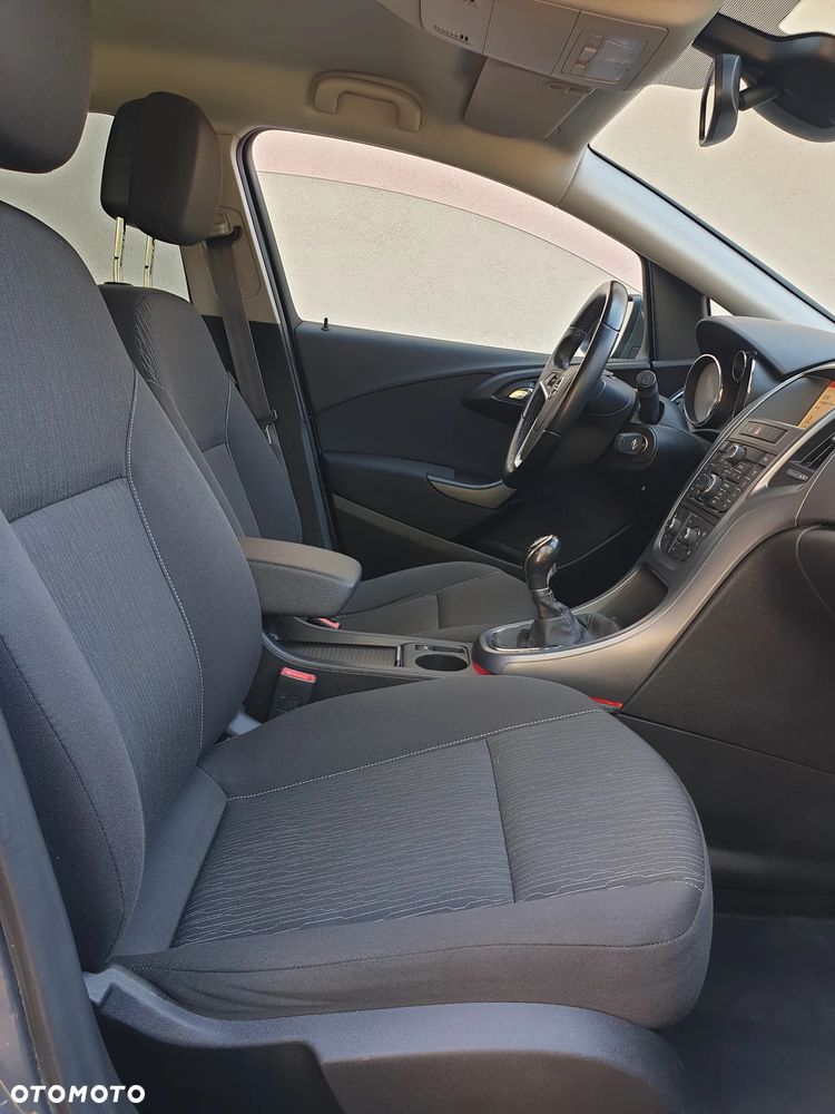 Opel Astra 1.4 Turbo Cosmo - 29