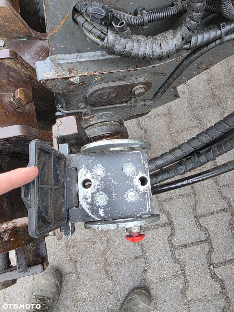 Claas Scorpion 7055 - 13