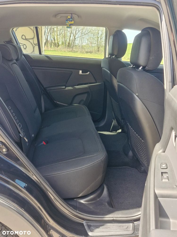 Kia Sportage 2.0 CRDI 2WD Spirit - 13