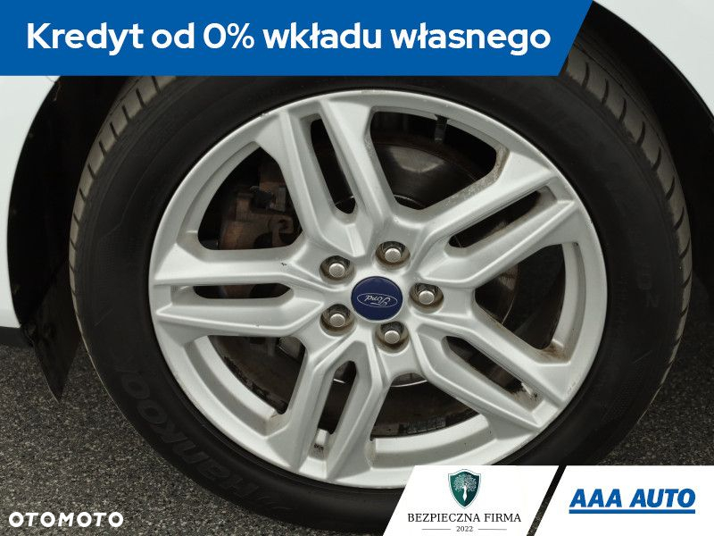 Ford S-Max - 13