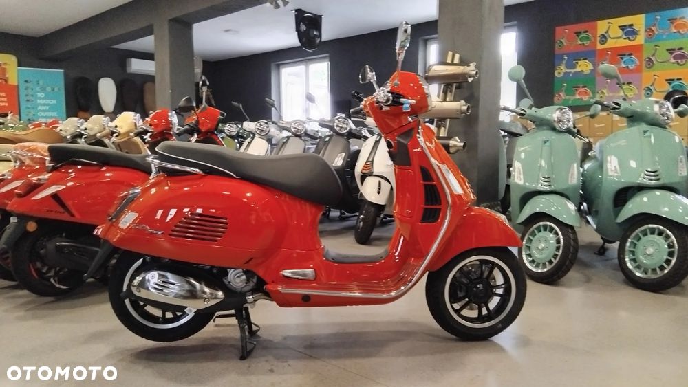 Vespa GTS - 2