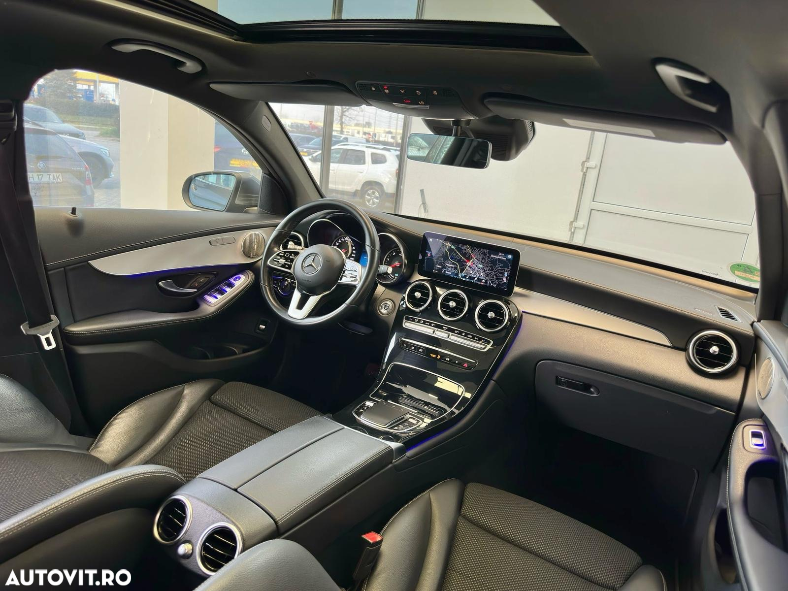 Mercedes-Benz GLC Coupe 300 de 4MATIC - 11