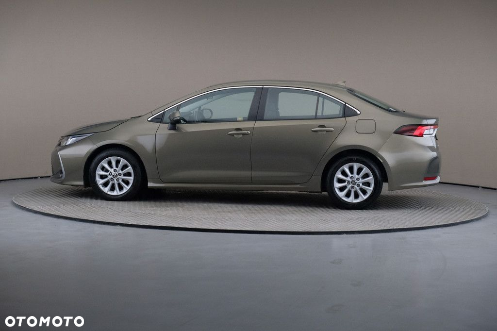 Toyota Corolla - 4