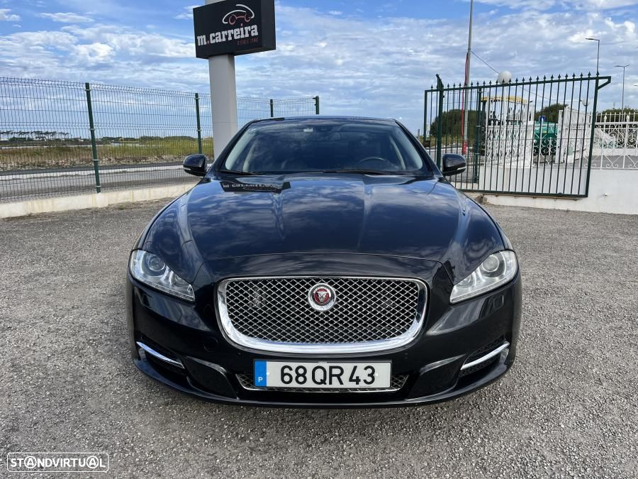Jaguar XJ 3.0 D V6 Premium Luxury - 10