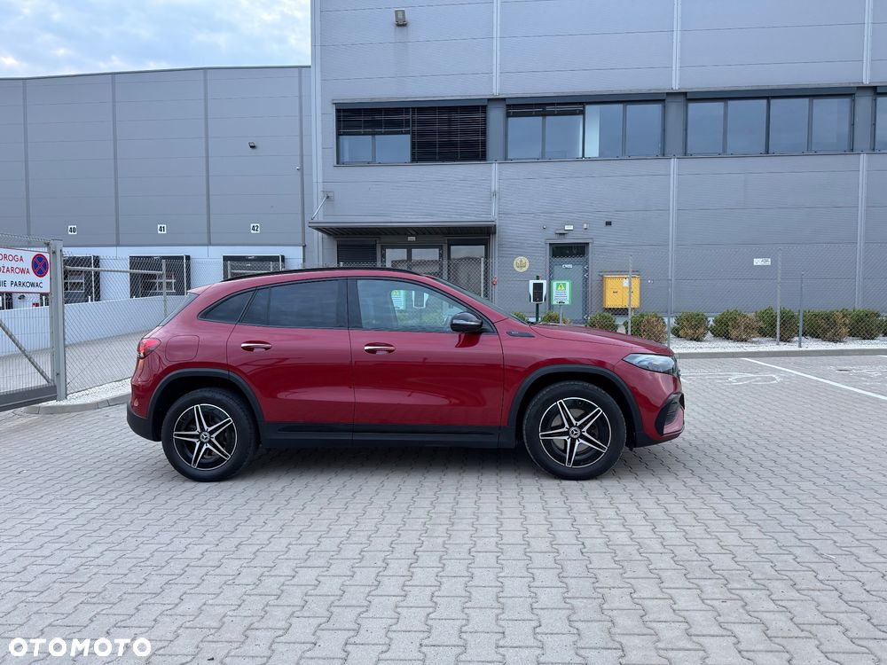 Mercedes-Benz EQA 250 66.5kWh AMG Line - 8