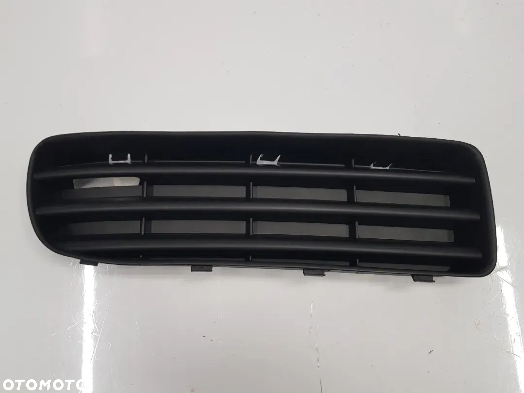 Kratka zderzaka prawa przód Skoda OCTAVIA I 0700701 NOWA - 1